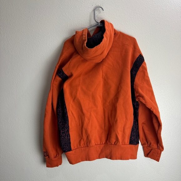 Disneyland Vintage Tigger Jacket Hoodie Size XL - Picture 5 of 9